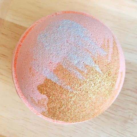 Ginger Peach Bath Bomb